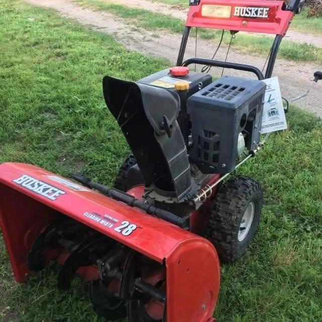 Huskee 24″ Snow Blower