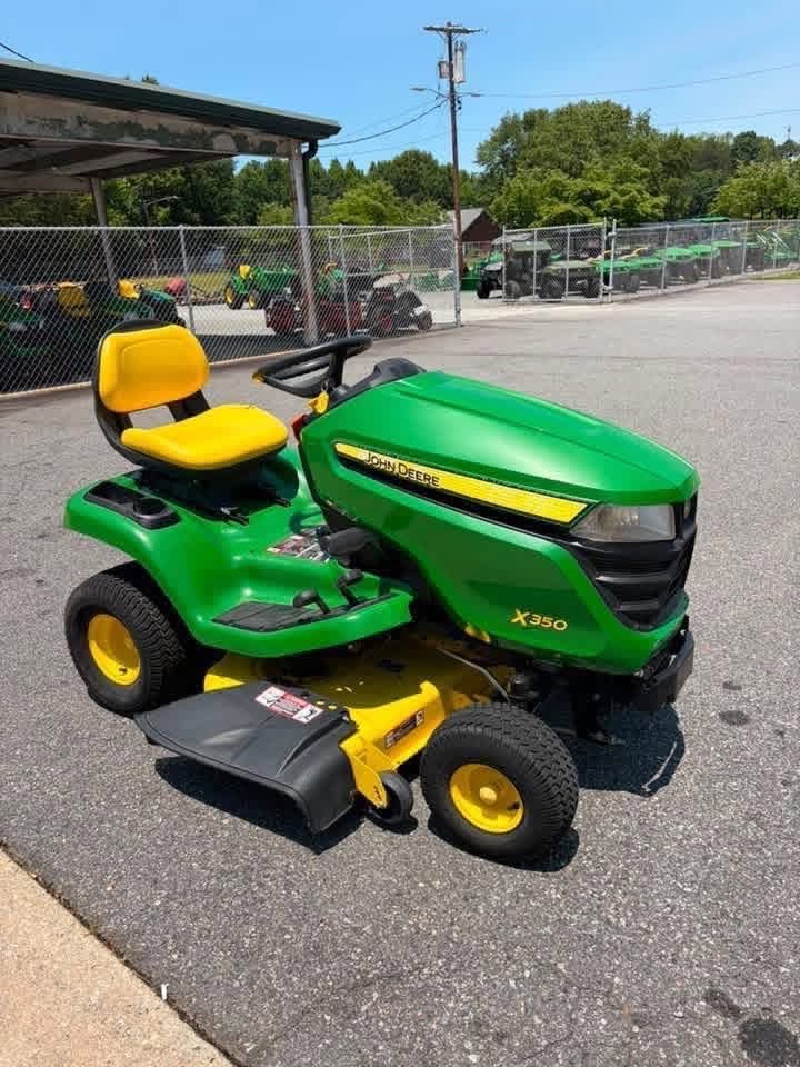 John Deere X350 Riding Mower
